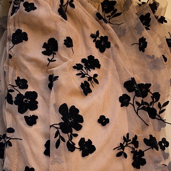 Black Floral Tulle Maxi Skirt in Beige - Women's Skirt - Picture 4 of 4